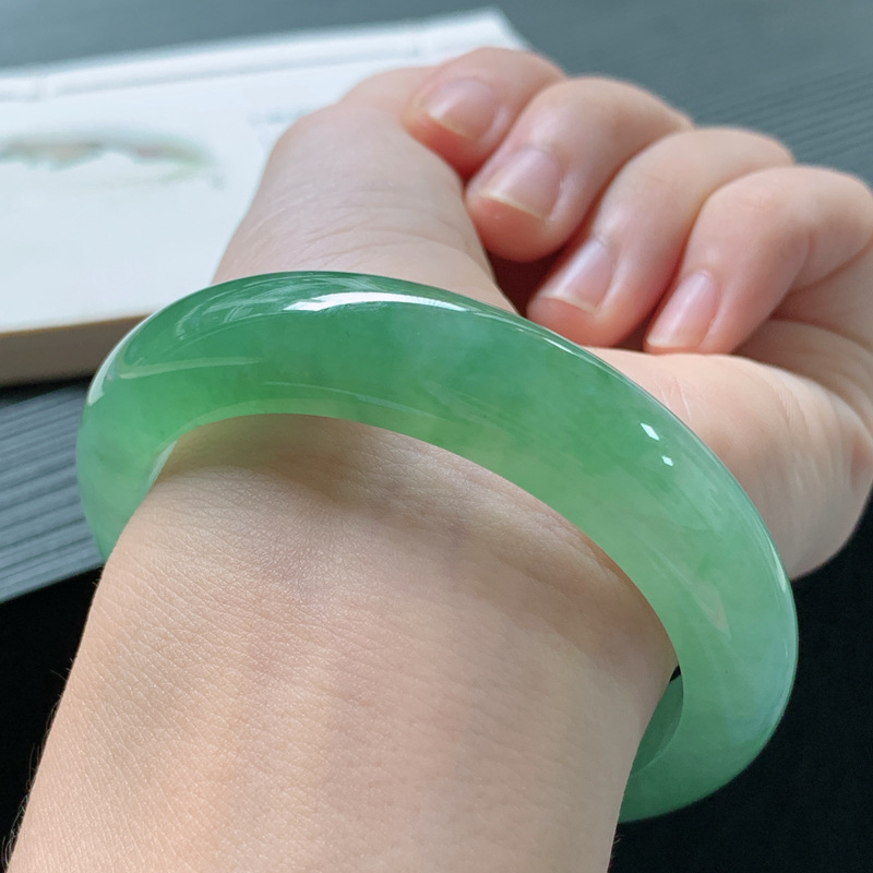 Jadeit-Armband, burmesischer E – Lighting & Home Decor Studio Bewertung und Preis